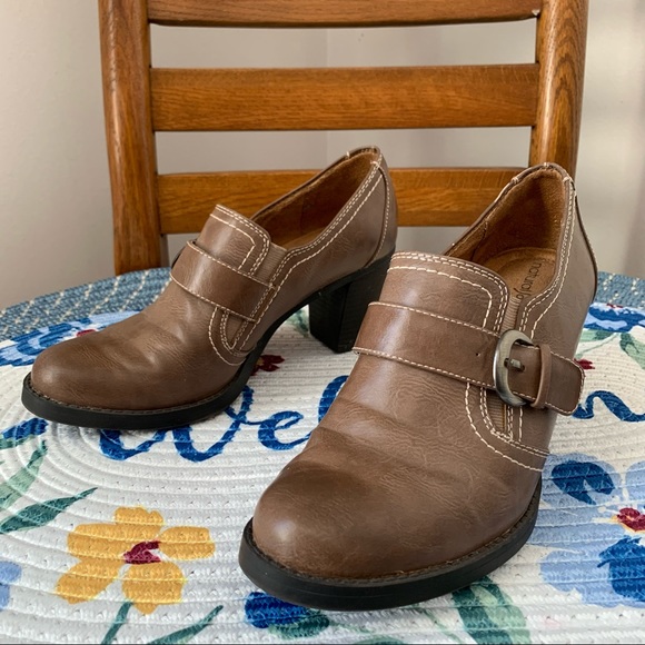 Women’s 8 1/2 M Natural Soul Naturalizer Brown Bootie Buckle Shoe Stacked Heel - Picture 5 of 11